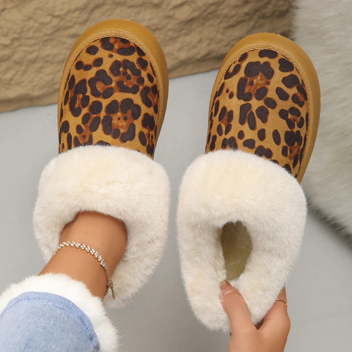 Woman Casual Platform Snow Boots Winter Leopard Designer Trend Outdoor Warm Comfort Non Slip Boots for Women