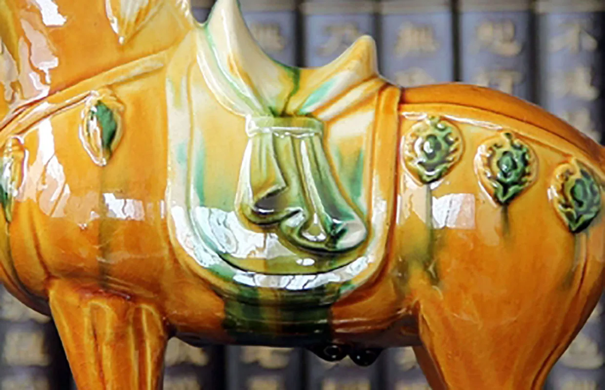 Chinese Antique Imitation Tang Tri-Color Glazed Ceramics Green War Horse Porcelain Statue  craft gifts, geomantic decorations