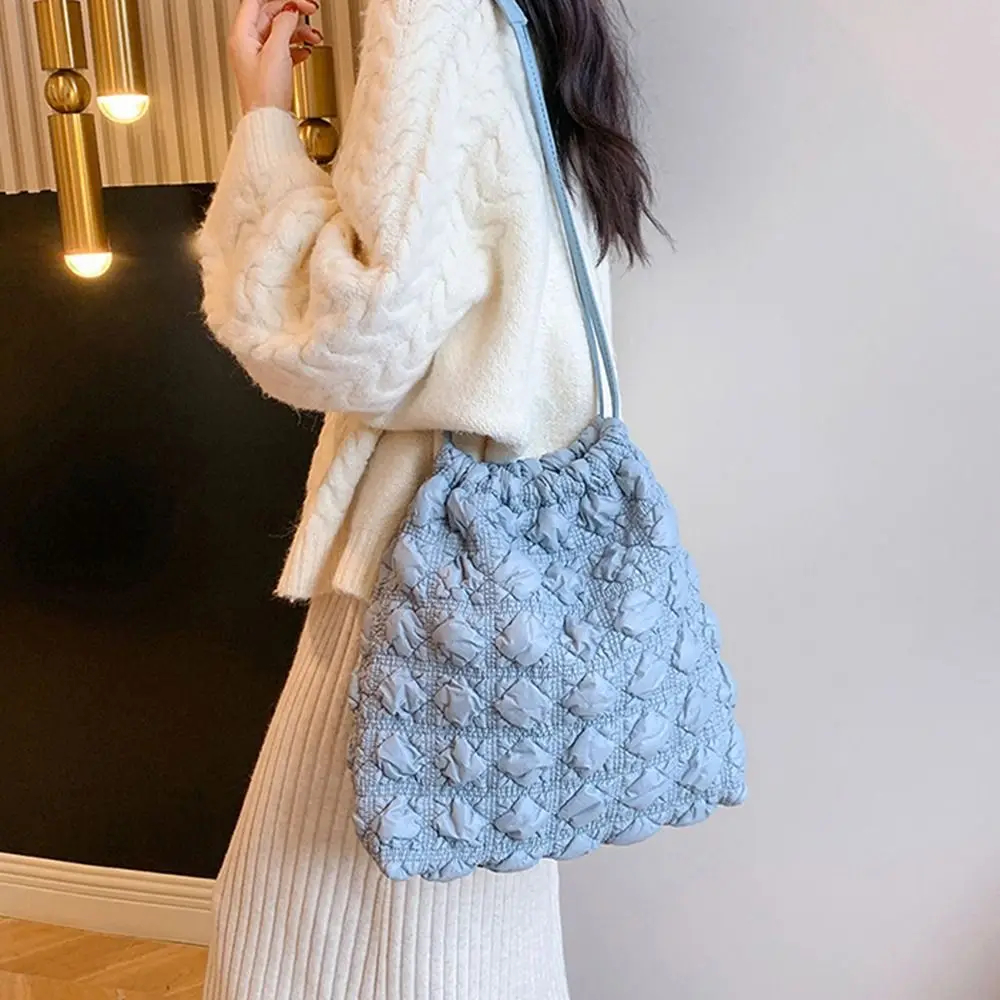 

Space Cotton Underarm Bag Solid Color Large Capacity Rhombic Lattice Handbag Tote Bag Plaid Bubble Cloud Bag Girls