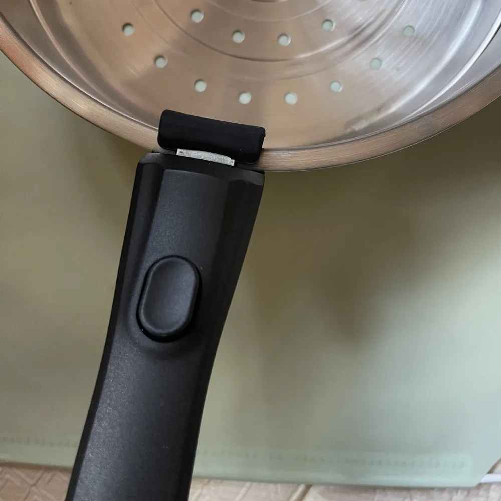 Detachable Pot Handle Pot Clip Cookware Anti-Scalding Removable Pot Handle Universal Ergonomic Detachable Frying Pan Handle Portable Pot Replacement Clip Bowl