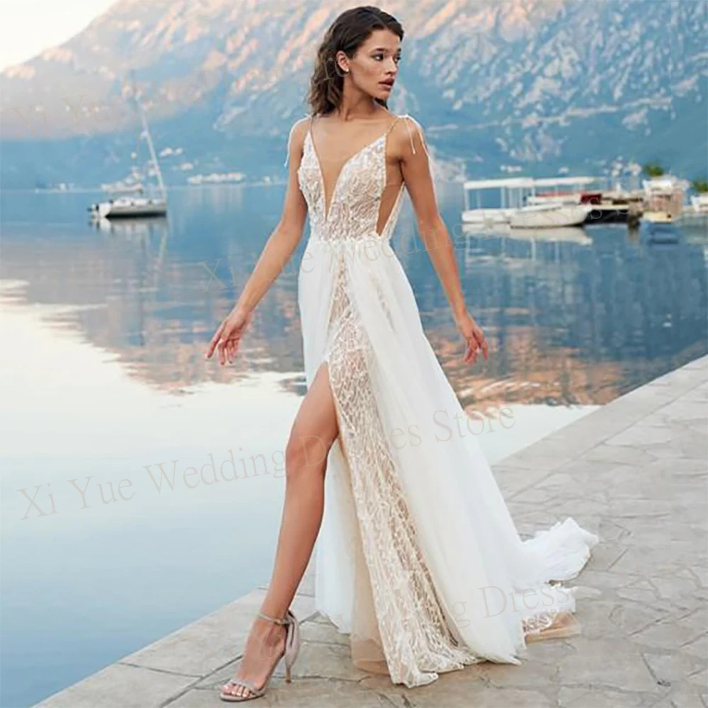 

2024 Sexy Spaghetti Straps A Line Women's Wedding Dresses Lace Appliques Bride Gowns Modern Sleeveless Deep V Neck Side Split