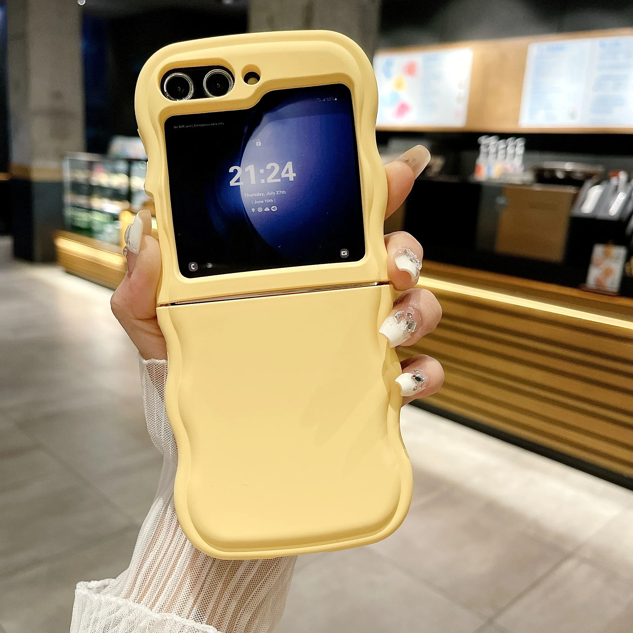 Big Wave Folding Case - Fashionable 2-Piece Protective Soft Cover