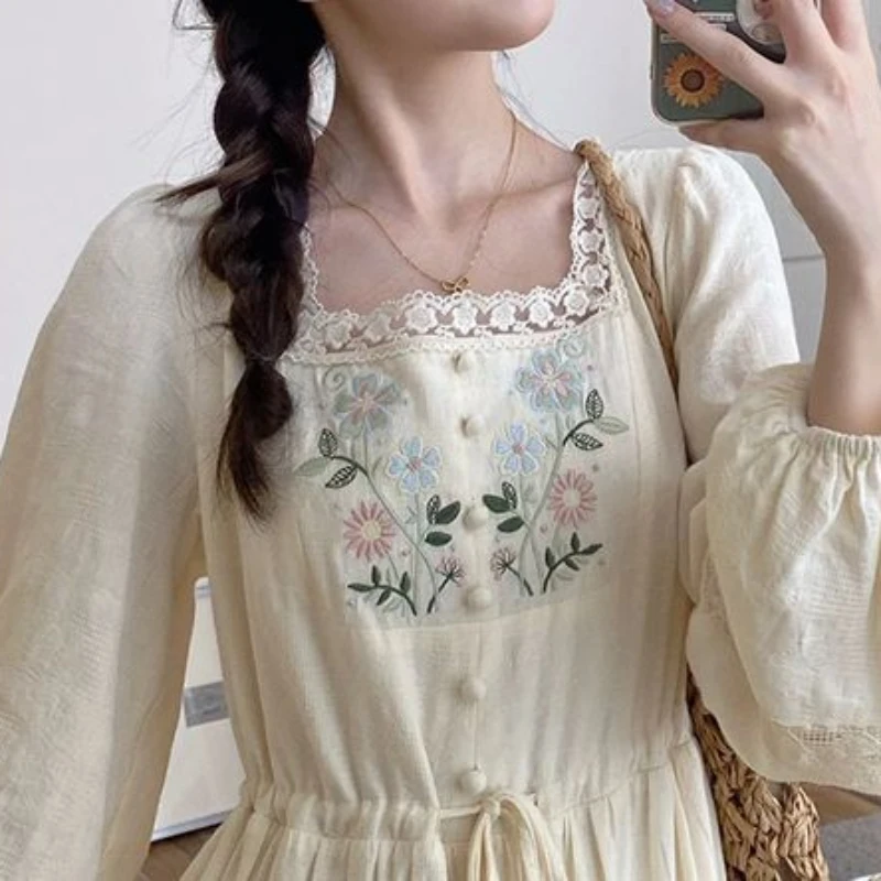 Vintage Mori Gril Style Long Sleeve Beige Dress for Women Lace Square Neck Flower Embroidery High Waisted Aesthetic Long Dresses