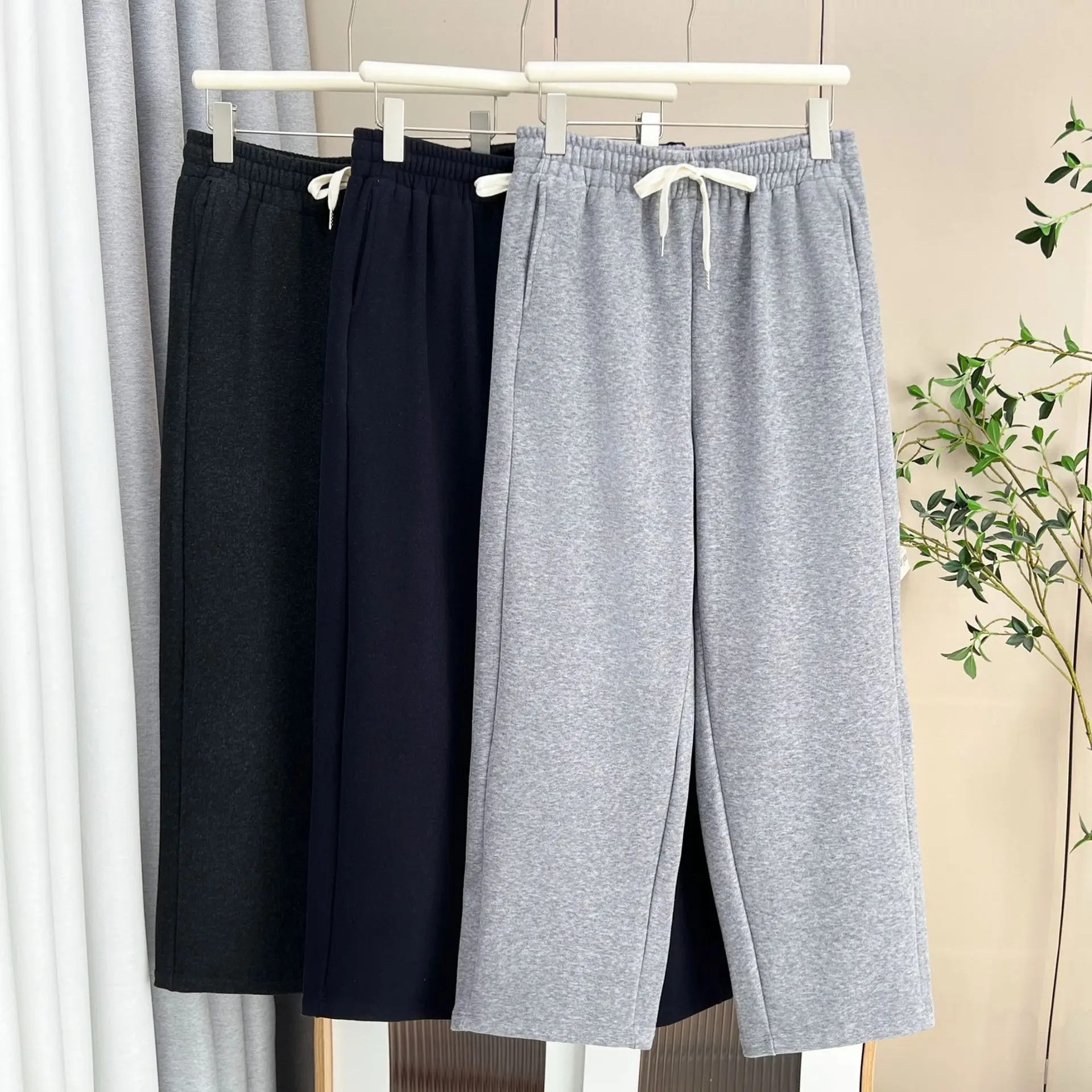 Winter New Simple Basic Style Fleece And Thickened Long Trousers XXXXL Fashion Plus Size Women's Straight Leg Pants 2569