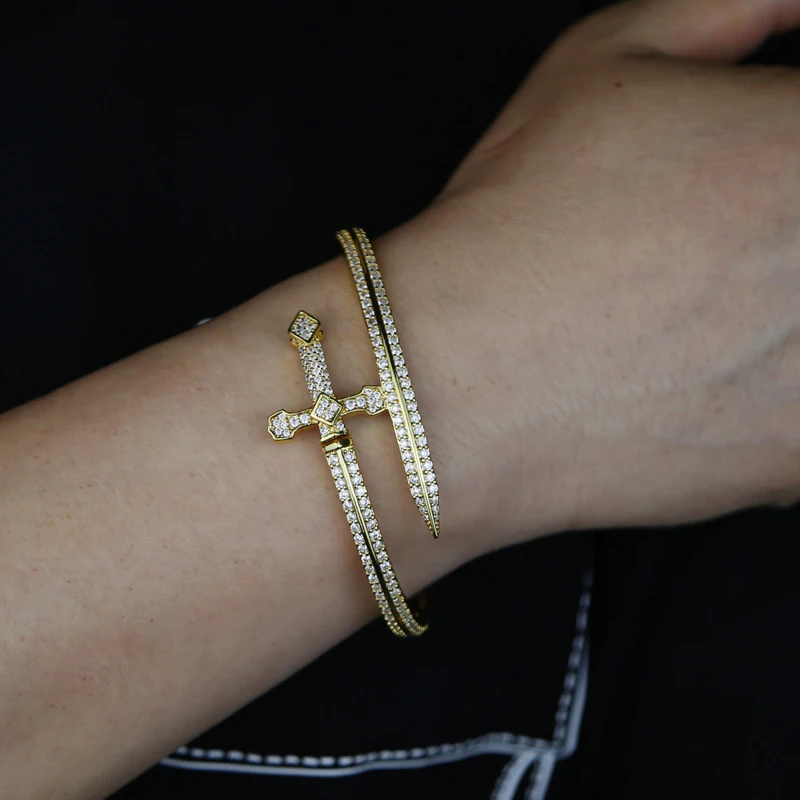 2023 New Hiphop Iced Out Bling CZ Justice Sword Bangle Gold Color