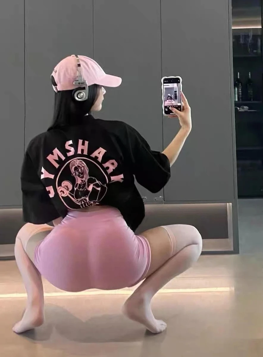 The 2025 Bestseller Pure New Fitness T-shirt with A Sporty Short-sleeved Latte Top Is Loose and Sporty Women Clothing Harajuku 4