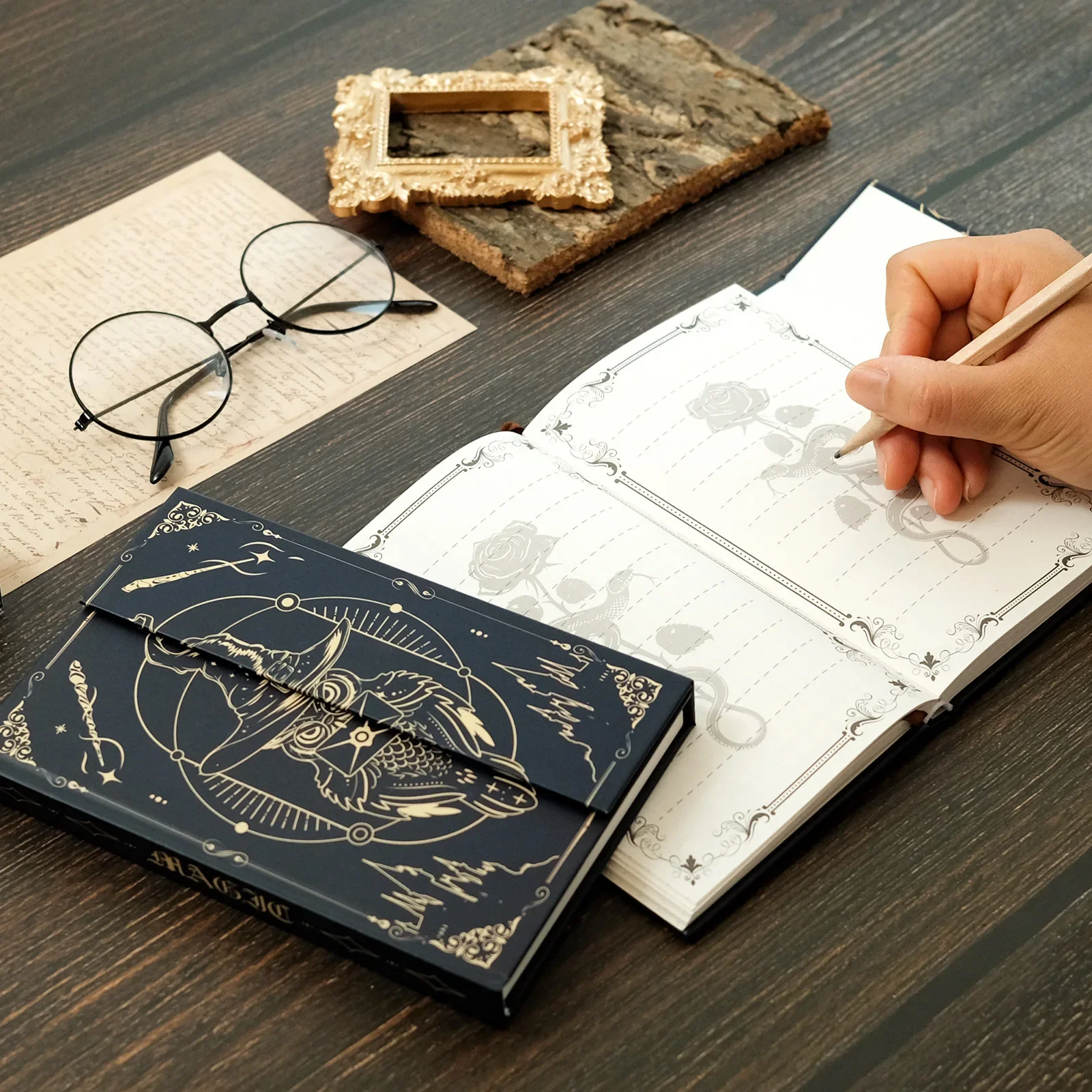 98 Page Magic Owl Hardcover Patterned Notebooks, Intage Creative Hand Books, Office Meeting Records That Can Be Carried with You