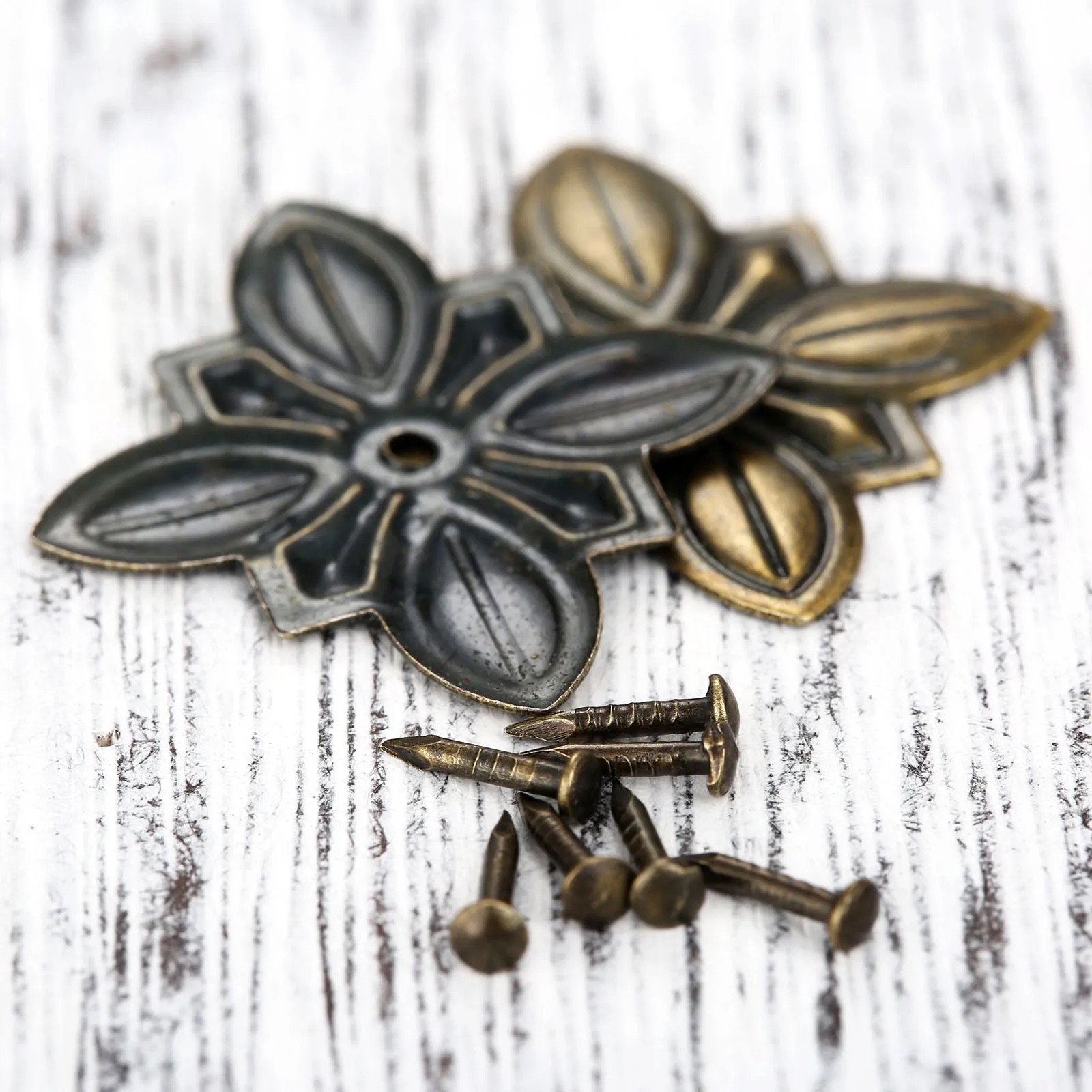 Vintage Upholstery Nails 30*27mm Antique bronze Jewelry Gift Box Door Sofa Decorative Tack Stud Pushpin Doornail 50pcs