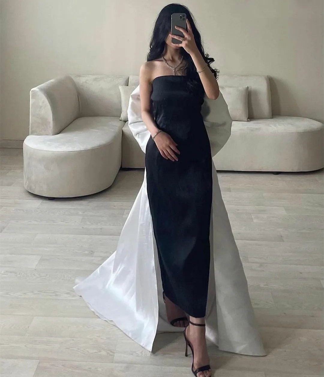 

Vintage Long Satin Black&White Evening Dresses With Bow Mermaid Strapless Sweep Train Prom Dress فساتين السهرة for Women