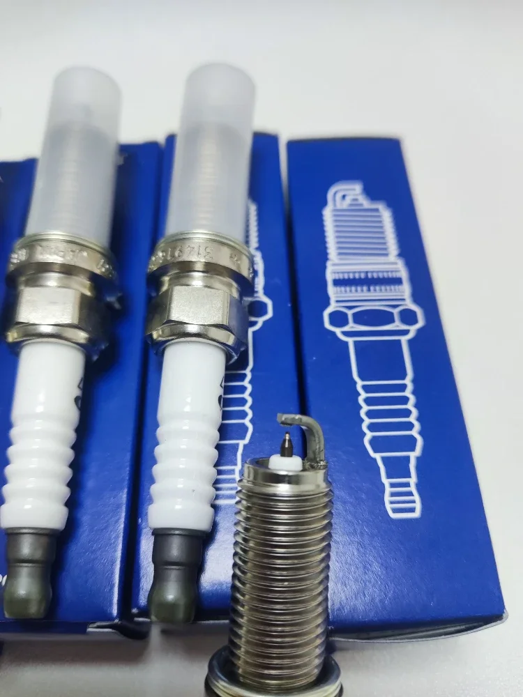 Car Spark Plug 31673604 ZXE24HLR For Volvo S60 S80 S90 V40 V60 V70 V90 XC40 XC60 XC70 XC90 T2 T3 T4 T5 T6 T8 4Pcs spark plug