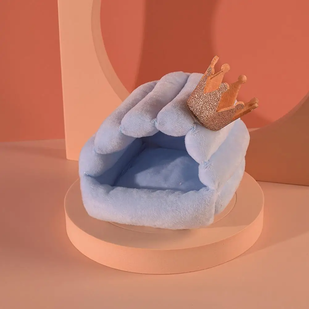 

Двустороннее гнездо для домашних животных, хомяк, уютное полуупаковочное маленькое дизайнерское недеформирующееся гнездо с отскоком в форме короны для хомячков, белков, попугаев