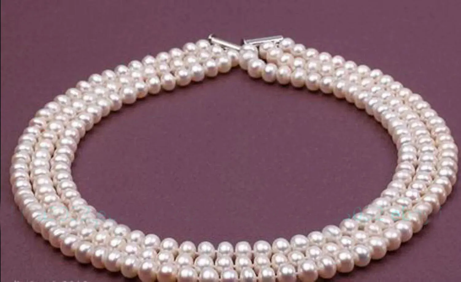 

3 rows of natural 5-6mm white South Sea pearl necklace, 18-20 inches Exquisite jewelry and beautiful gifts