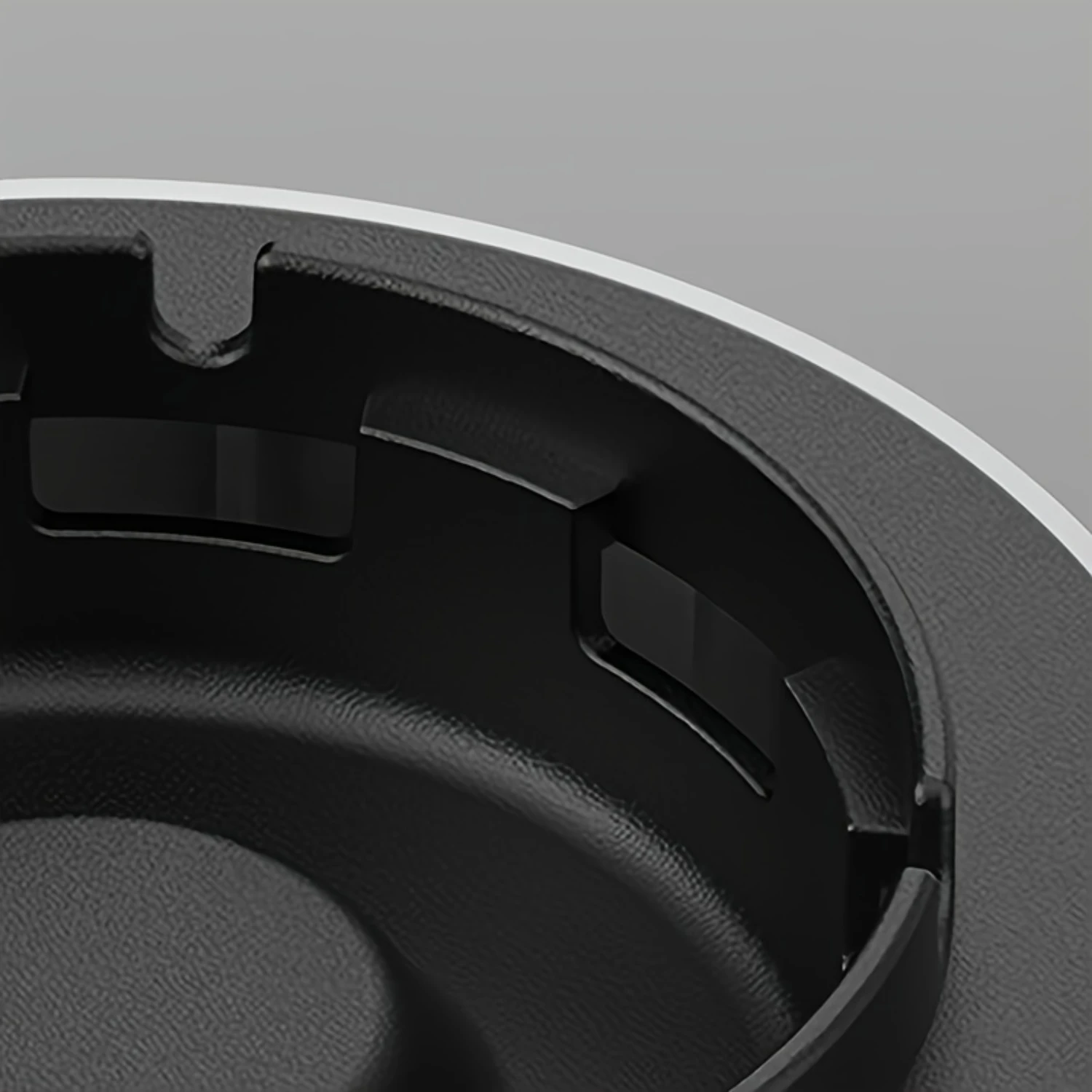 Ashtray Air Purifier with Smoke Inhaling & Odor Removal Feature-Round Plastic Design, Indoor/Office/Car Use-2 AA Batteries