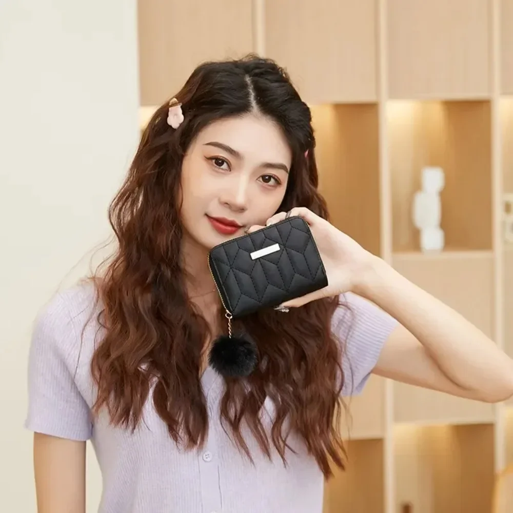 Wallet Purses for Women Card & ID Holders Simple Fashion Plush Bag Personalized Plush Ball Zero Wallet Bolso De Mujer