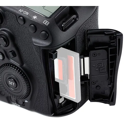 New Digital Cameras: 5D Mark with DSLR Camera Battery and EF 24-104mm Colorful Image Quality