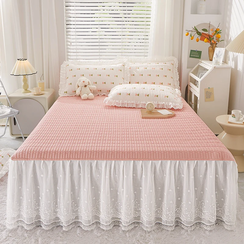 

AI WINSURE Korean Lace Cotton Skirted Bedspread Sets Queen Size, Quilted Bed Cover with 2 Pillowcases, for All Season