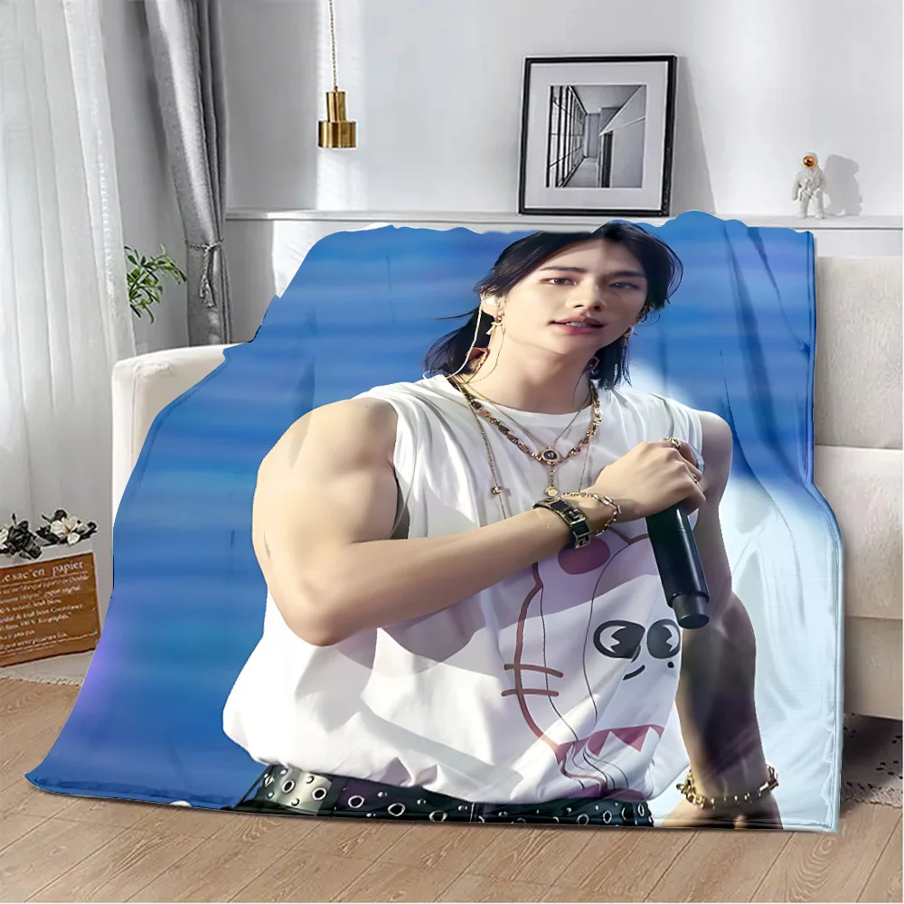 Printed Blanket S-StrayS KidsS Picnic Blankets Warm Blanket  H-HwangS Hyun-JinS Soft and Comfortable Home Travel Birthday Gift 4