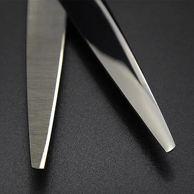 Japan 440C Titanium Qlating Barber Professional Scissors for Hairdresser 5.5 / 6.0 Cutting Thinning Black Hair Scissor Shears 5