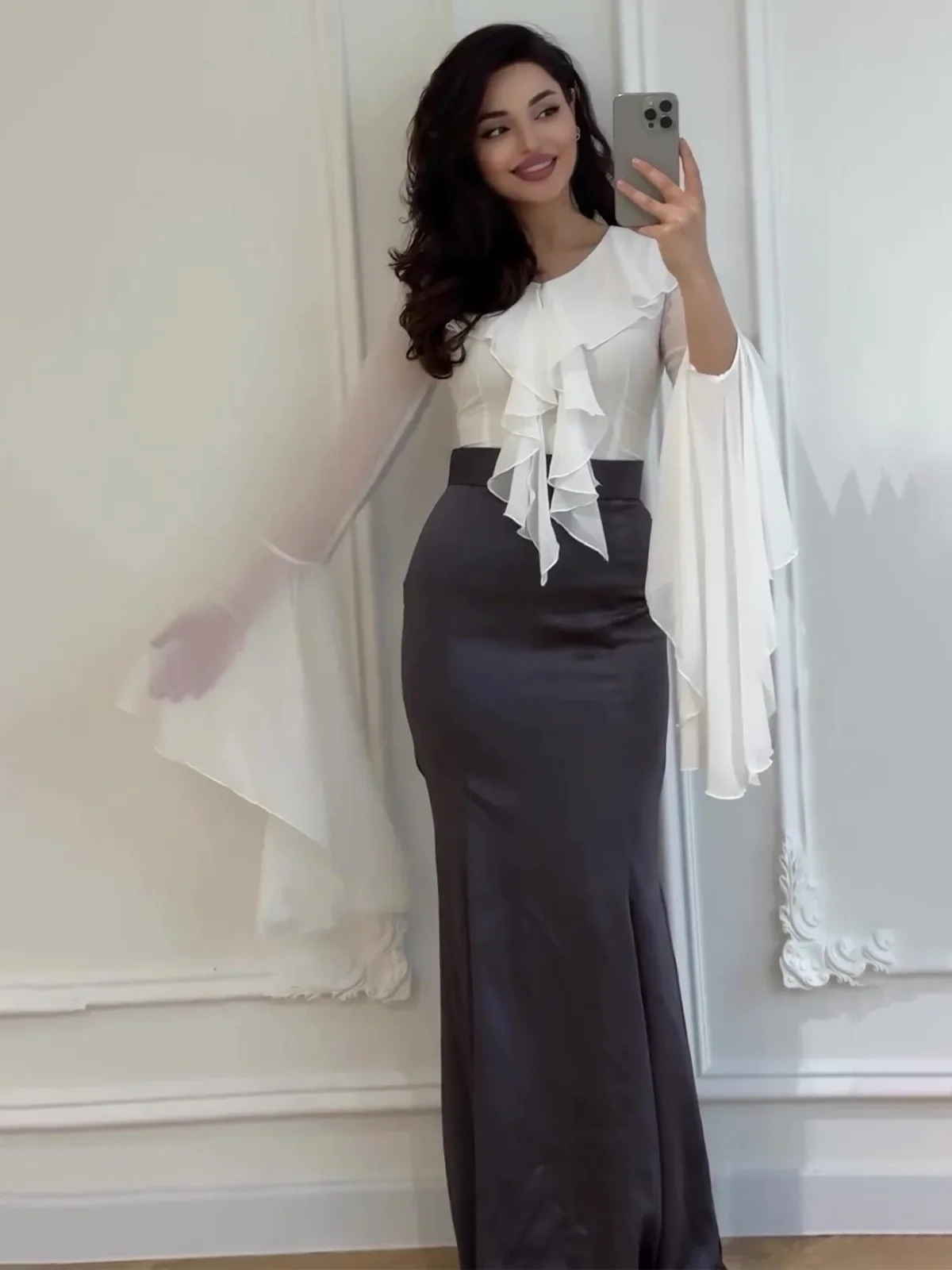 thumbnail image 1 of Vestidos de mujer Hijabi Vestido musulmán Mangas con volantes Otoño Nueva moda Vestidos ajustados, 1 of 5