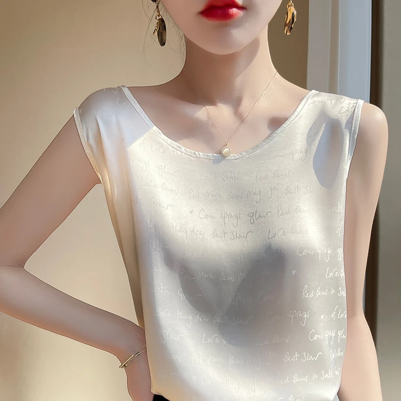 

Women Silk Camisole Ladies' New Loose Knitted Vest Thin Sleeveless Tops Summer Suit Inside Satin Sling Mulberry Silk Base Shirt