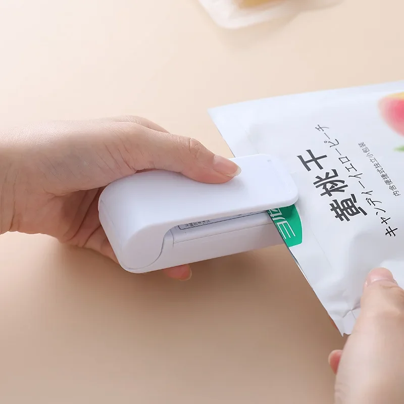 PortableMiniSealerCreativeHouseholdFoodPlasticBagOpening