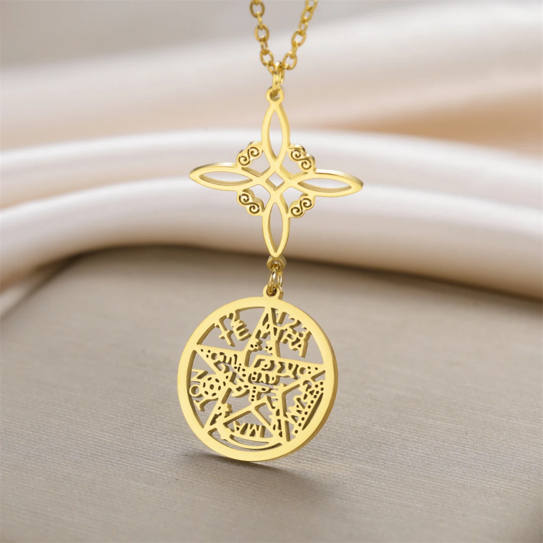 Wicca Stainless Steel Pentacle/Witches Knot Necklace