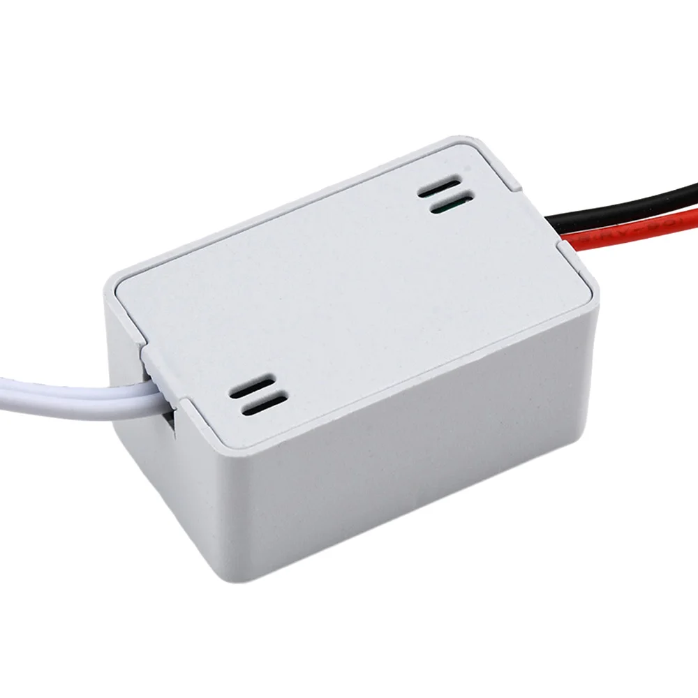 12V 6/12/18/24/36/48/60W LED Driver Tensão constante Condução Fonte de alimentação 0.5/1/1.5/2/3/4/5A Fonte de alimentação Transformadores de iluminação