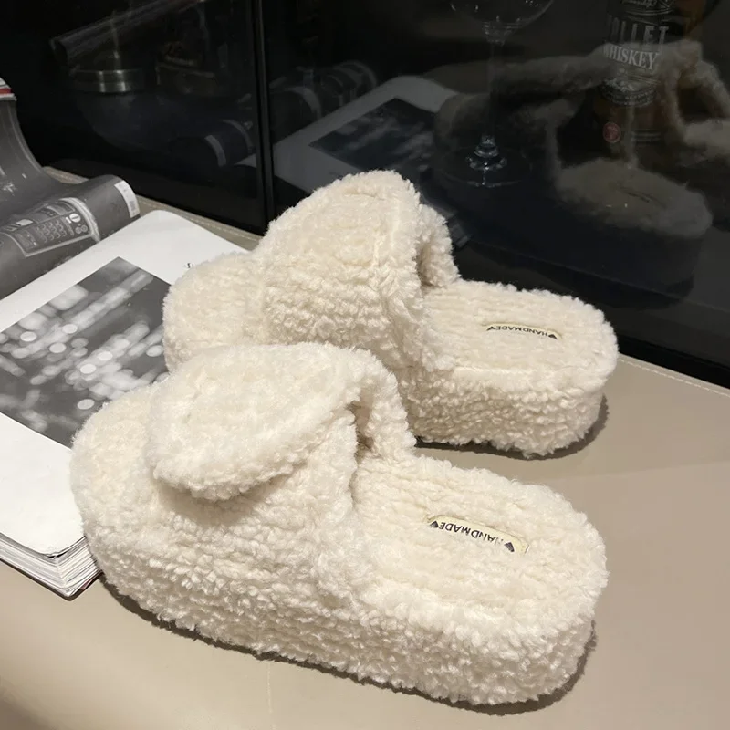Women Thicken Plush Fur Slippers Winter Slip on Chunky Platform Loafers Mules Woman Thick Bottom Cotton Slippers Flip Flops