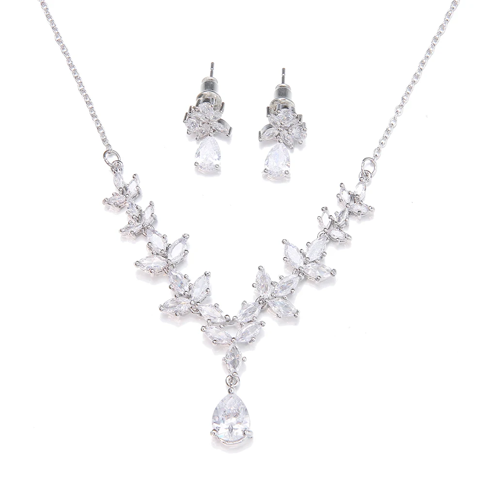 

Bettyue Fashion Statement Hhigh Quality Zirconia Decoration Noble Jewelry Set Simplicity Style Women&Girls Banquet Fancy Gift