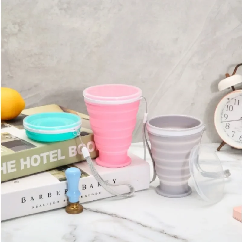 Silicone Folding Mug Portable Travel Outdoor Camping Sports Mug Foldable Coffee Camping Cup Tea Cup Waterbottle 1PC 300ml