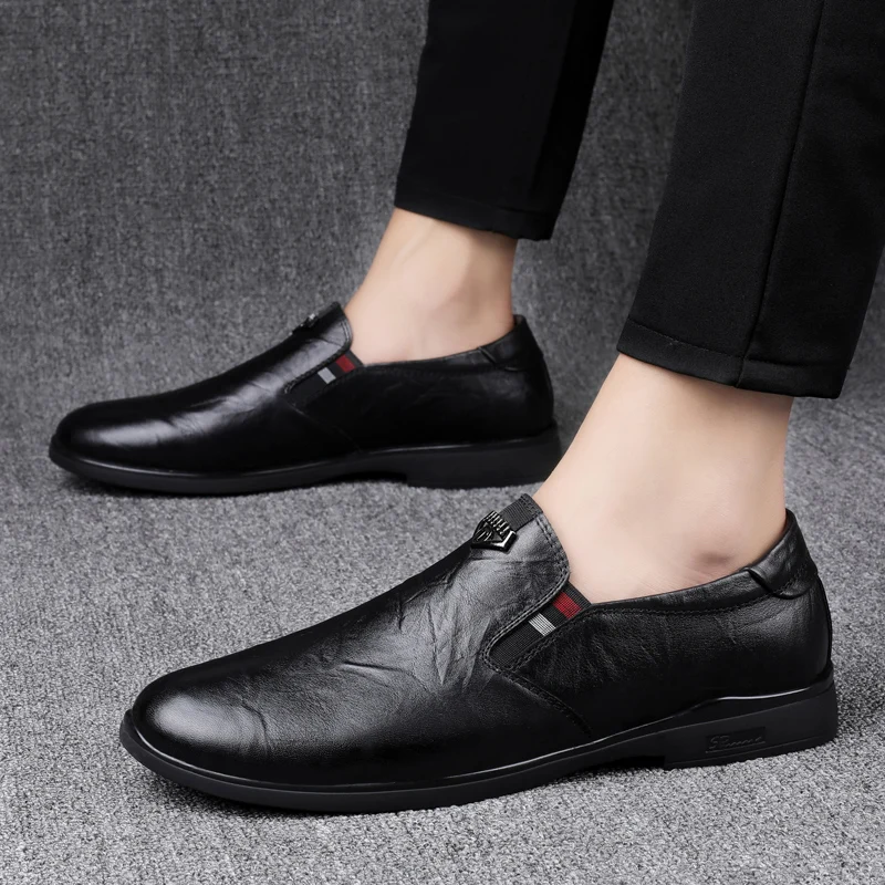 

High Quality Men Loafers Genuine Leather Slip-On Designer Men's Shoes Comfy Soft Driving Shoes Moccasins Formal Casual Shoes