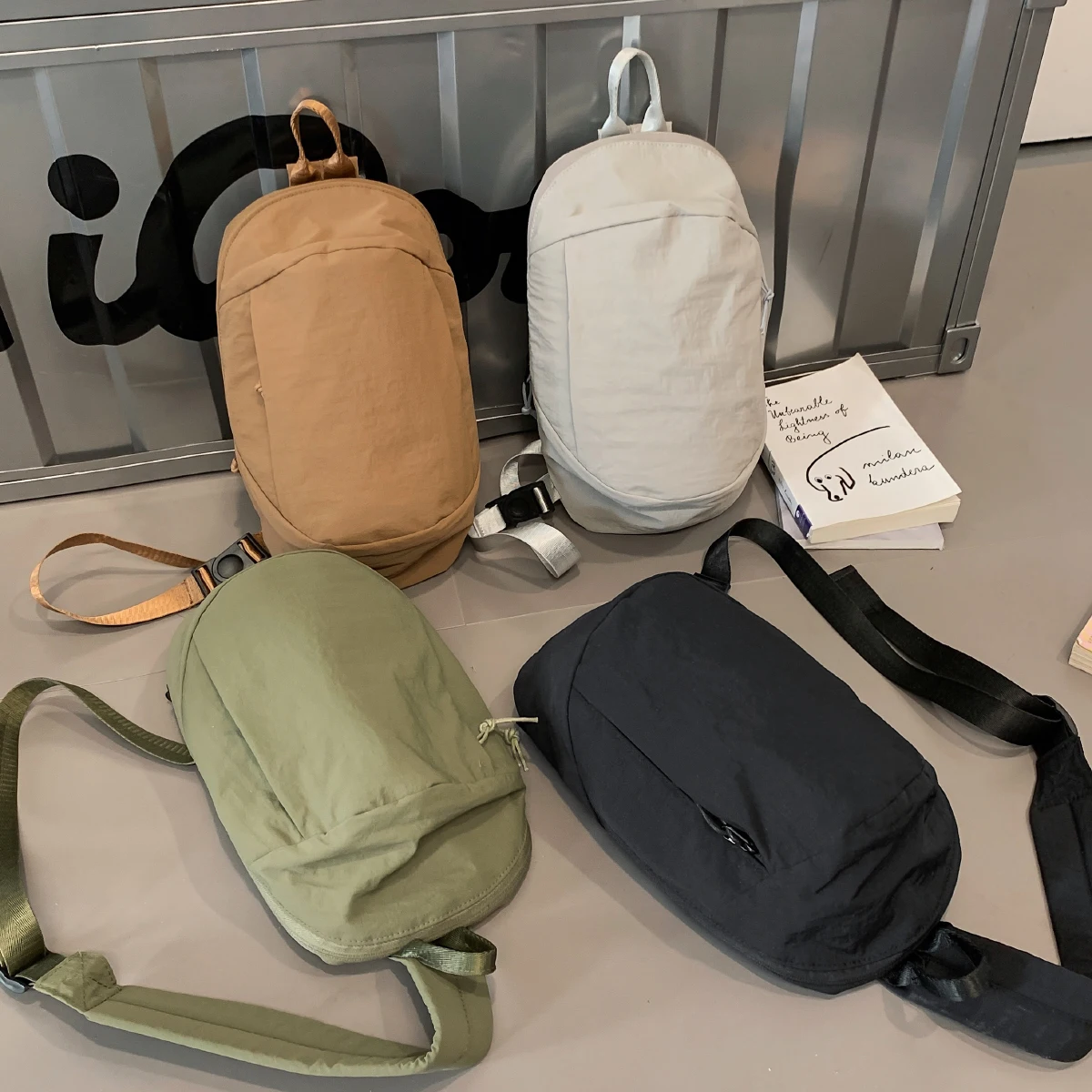 Chest Bag Women's Large-Capacity Sports Pure Color Small Backpack Lightweight Student Crossbody Bag Multi-Functional Casual Shoulder Bag Cycling Waist Bag Outdoor Mountaineering Bag Climbing and Fishing