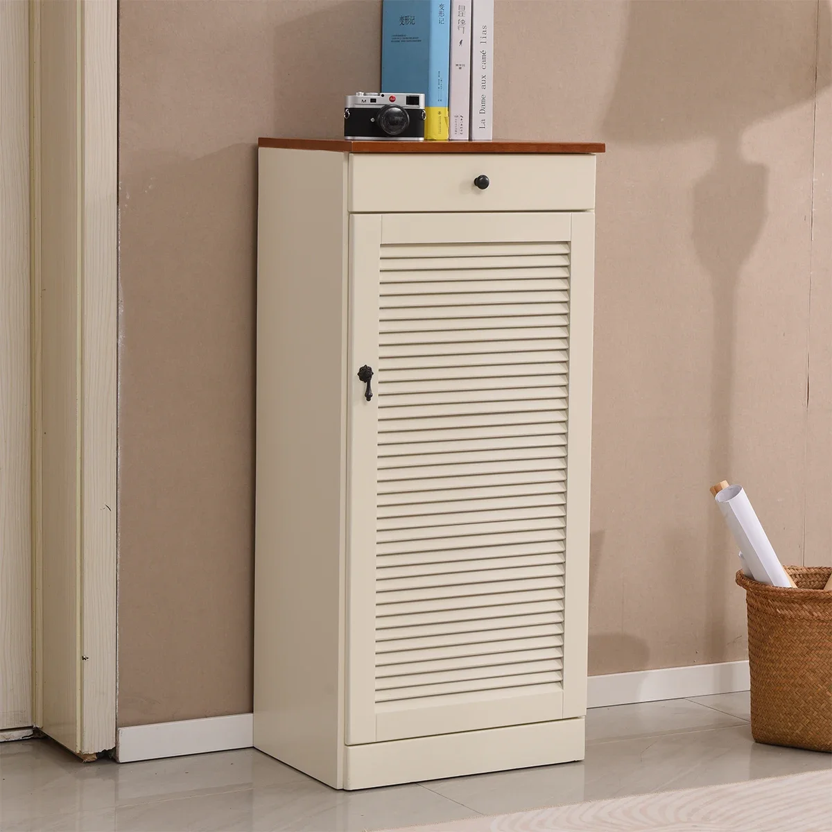 

Nordic style solid wood shoe cabinet is simple and modern, large-capacity foyer, entrance elevator entrance, and single-door sho
