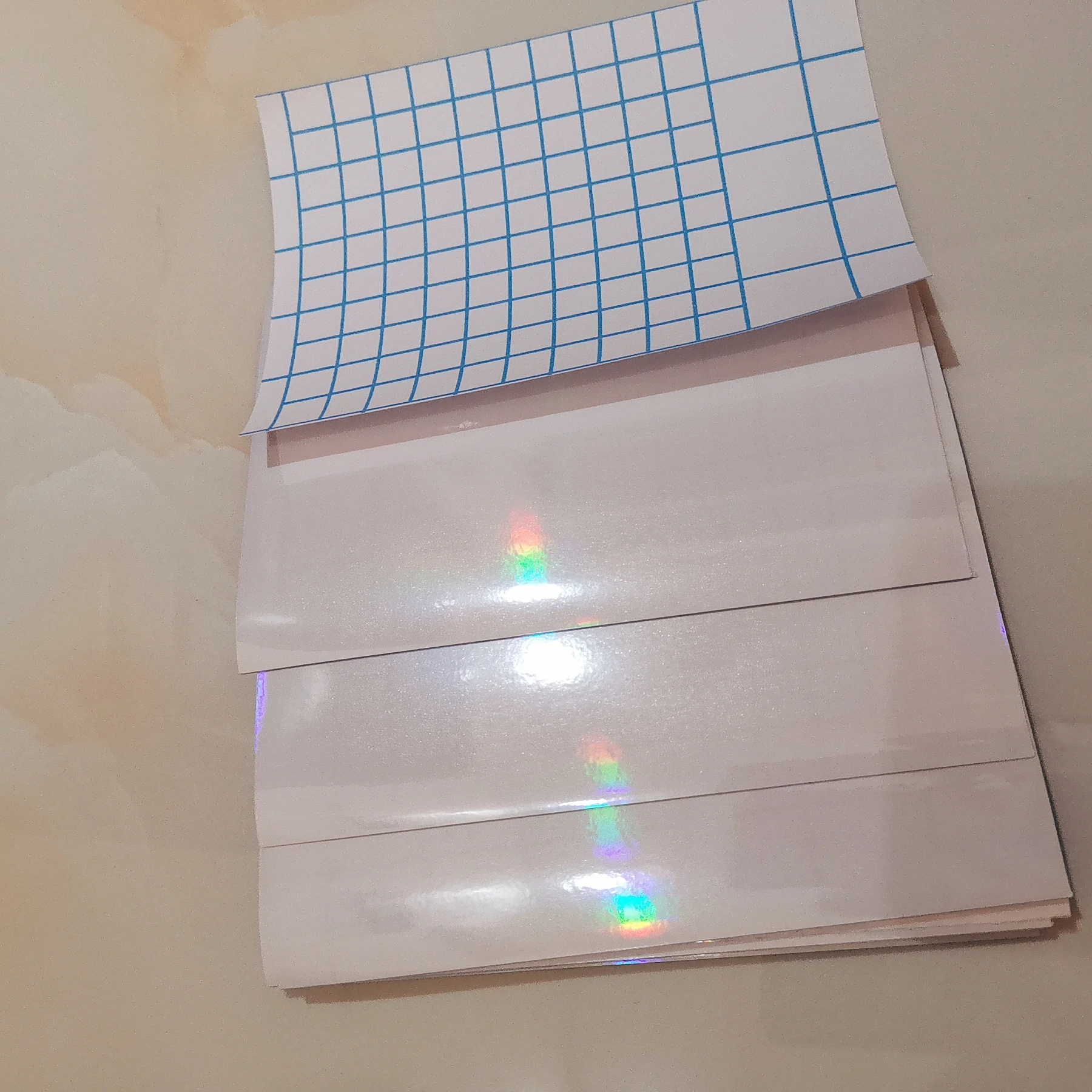 Transparen Plain 50 Sheets/ Bag Holographic Matched Adhesive Film Backside 150 X 105MM Cold Laminating On Photo DIY Package Card