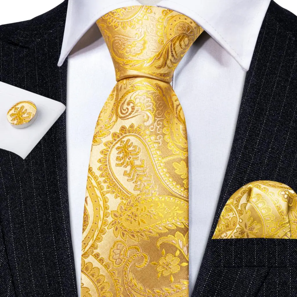 Рисунок 3 - Комплект брошей Barry