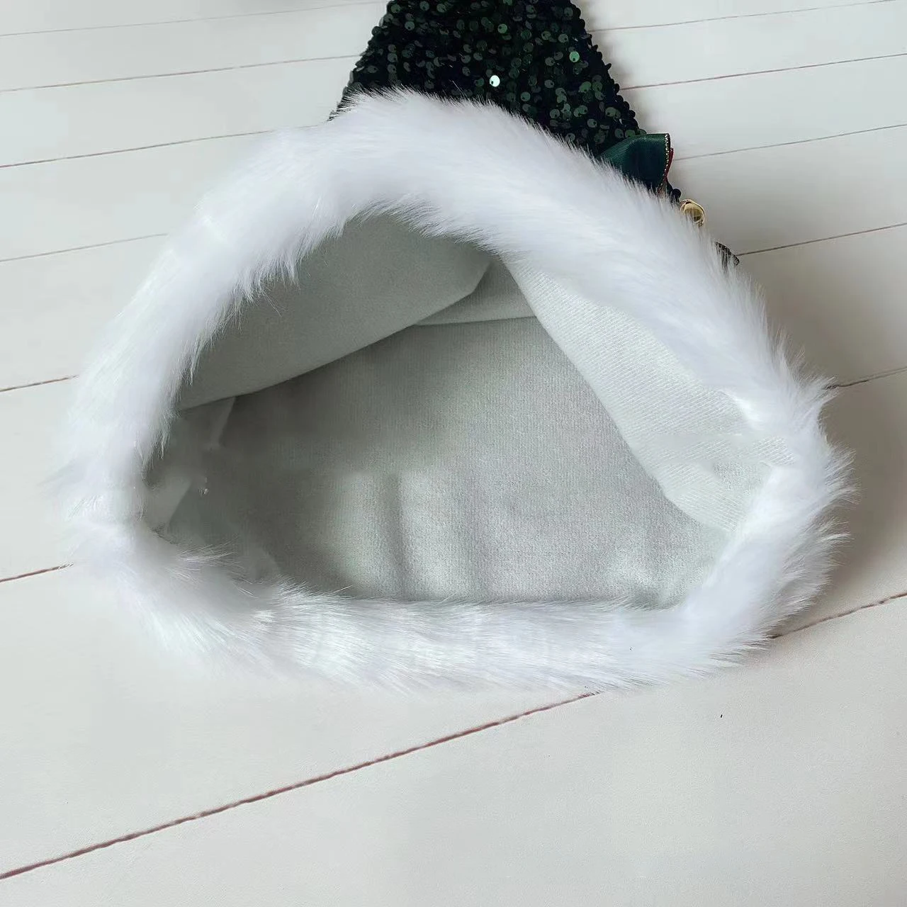 Men and Women Sequined Plush Christmas Hats Red and Green Navidad New Year Children's Gifts Christmas decorations Caps New