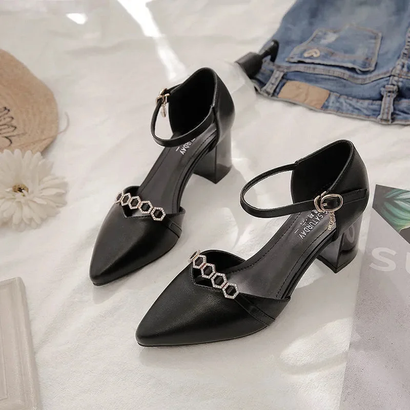 

Женские туфли на квадратном каблуке, черные повседневные туфли с ремешком с пряжкой, модель H1026 на весну и лето