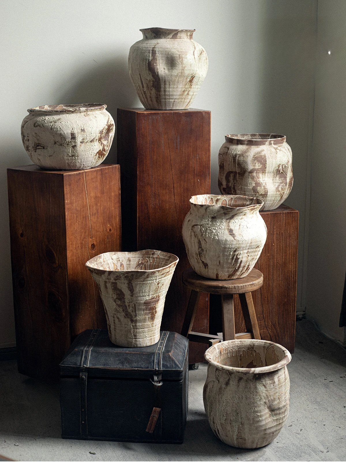 

The product can be customized.Chinese style vintage stoneware vase clay pot homestay flower pot home ornaments