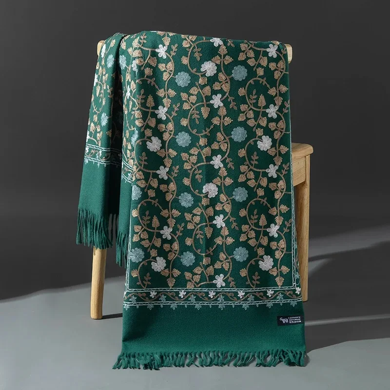 Ginkgo leaves-dark green