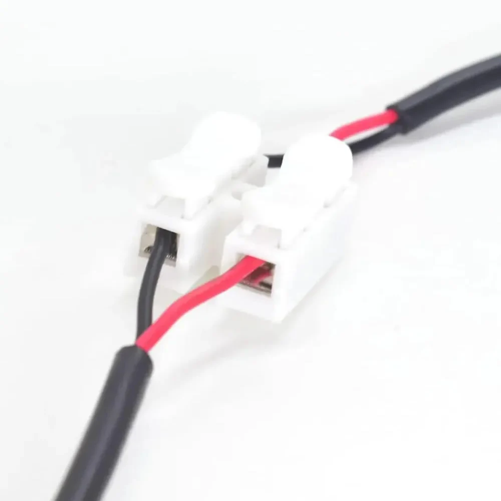 รูปสินค้า สายไฟ USB C เป็น 2 พินแบบปลายเปิด สายไฟ USB Type C ชาย 90 องศา สายพิกเทล 2 พิน สำหรับสาย DIY USB Type C 5V