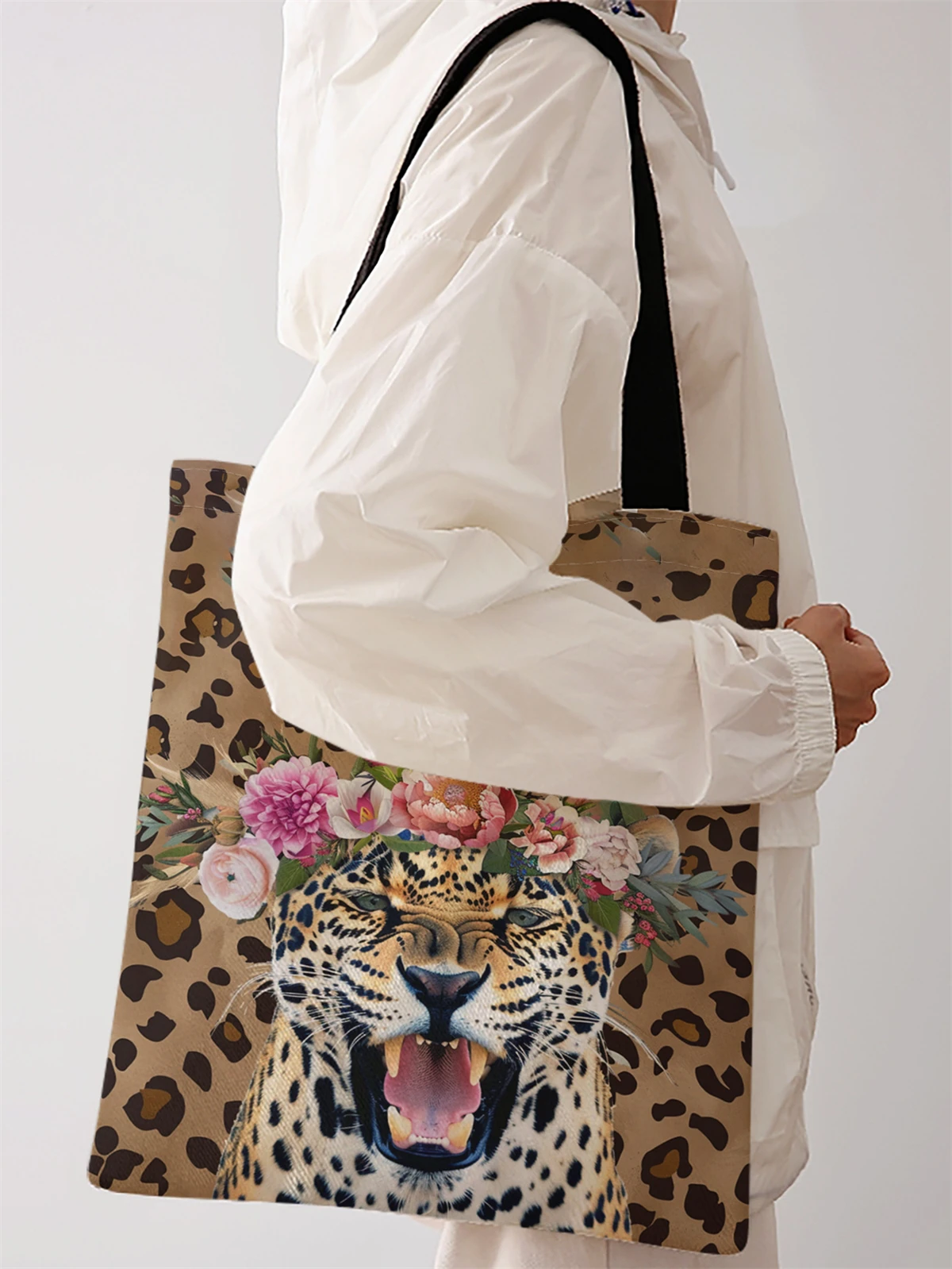 Tiger pattern printed casual handbag, reusable fashionable backpack, multifunctional handbag, canvas shopping bag