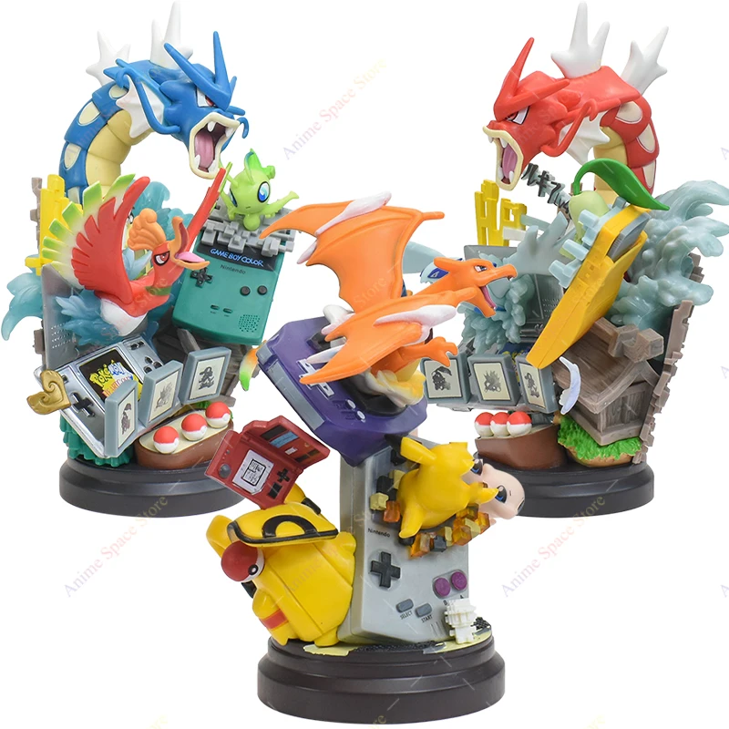 Figurine Pokemon ho-oh Gyarados Celebi Lugia Chikorita Mew Charizard Console de jeu portable modèle en PVC Statue Gameboy
