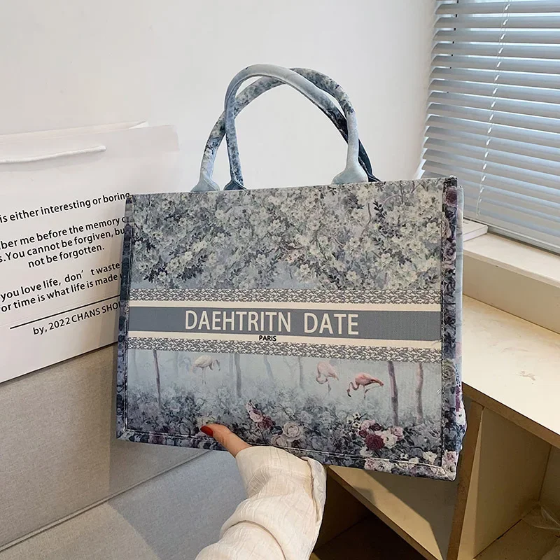 High-Grade Embroidery Canvas Women's 2024 New Portable Commuter Large Capacity Office Worker Shoulder Tote Bag