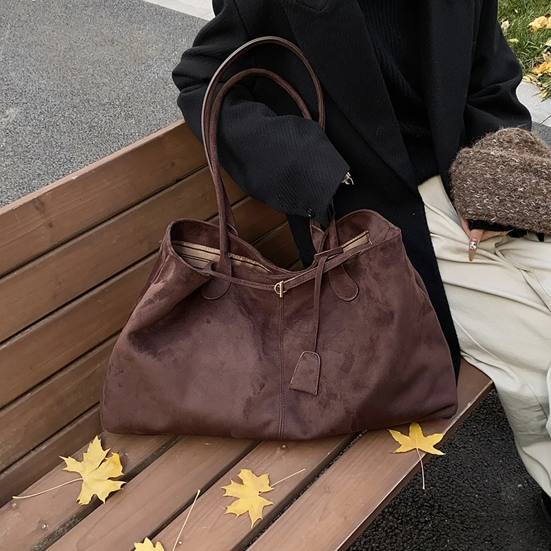 Women Suede Shoulder Bag Large Capacity Handbag Trendy Underarm Bag Satchel Bag for Work Travel Shopping