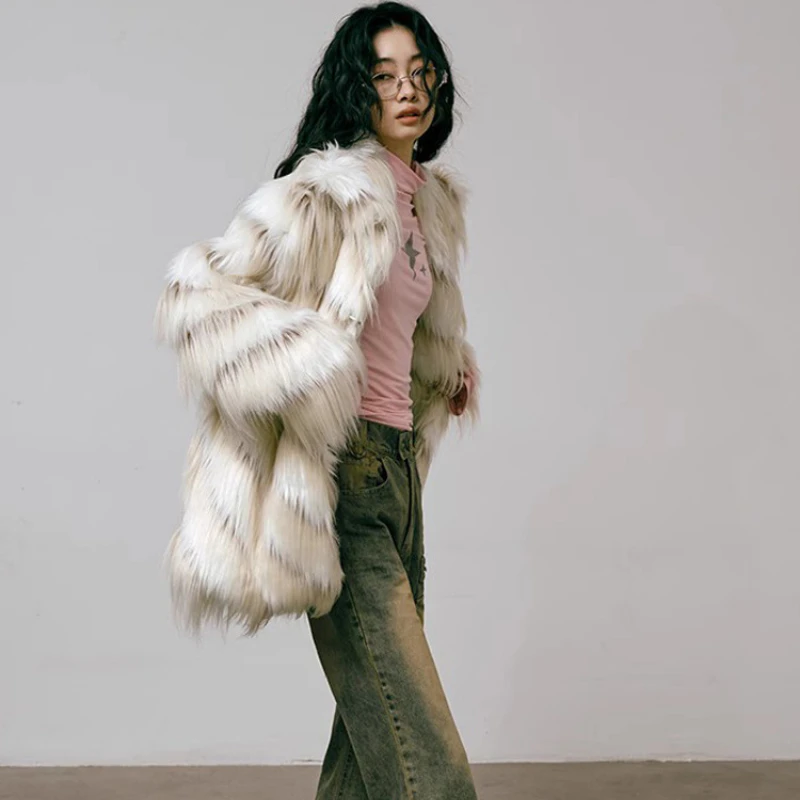 Autumn Winter Fur Coat Women Puffy Jacket Vintage Thickened Warm Windbreaker Streetwear Faux Fur Jacket Long Sleeve Outerwear