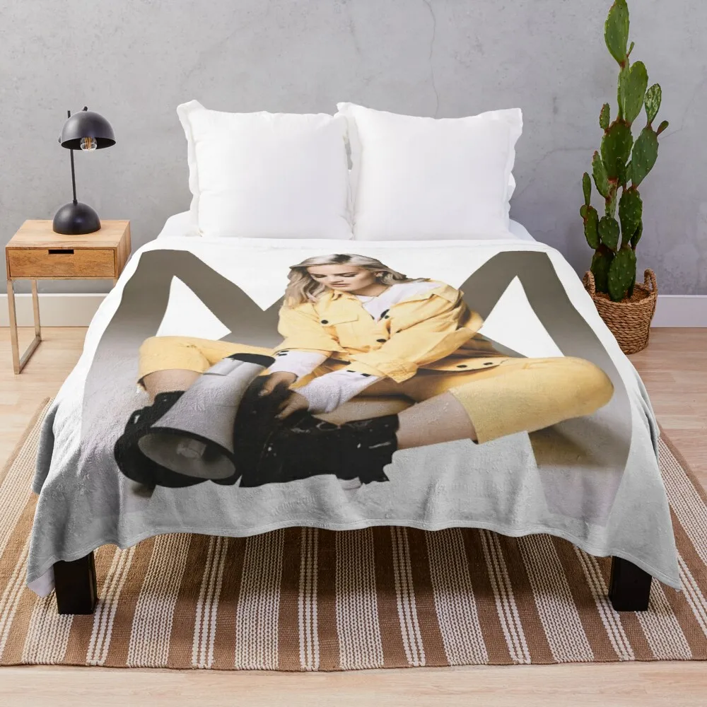 

thingking now!!! Throw Blanket Comfort Recieving Blankets Furry Blankets