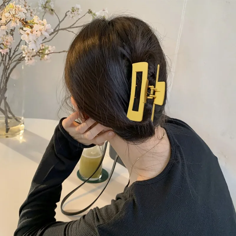 4개입 무광 디자인 헤어 클로 클립, 강력한 고정력, 미끄럼 방지, 두껍고 긴 머리용, 13cm 스타일링 클로 클립, 데일리, 업무용