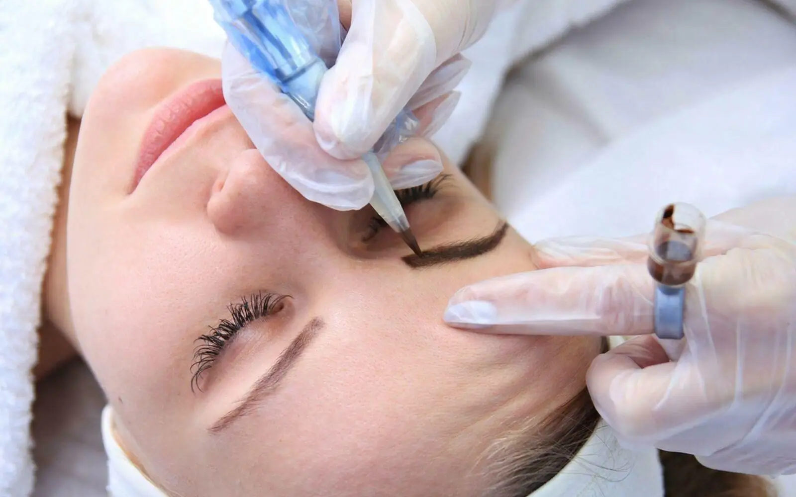 

Microblading Eyebrow Beauty Salon Therapy Advertisin Print Art Canvas Poster For Living Room Decor Home Wall Picture