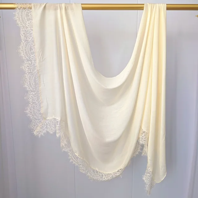 106213-1d53da.jpg Hijab Ramadan en Rayonne, Coton et Modal, avec bordure en dentelle, Turban respirant, Châle uni en coton, Foulard pour femmes