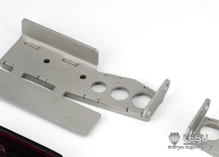 Rücklicht LESU Modell 1/14 Baufahrzeug-Spielzeug G-6099 Schlammflach-LKW DIY-Modifikation – Detail 2